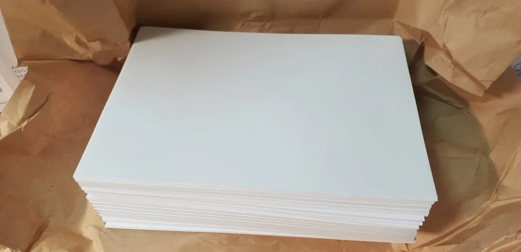 Các Loại Giấy Vẽ Màu Nước Các Loại Giấy Vẽ Màu Nước